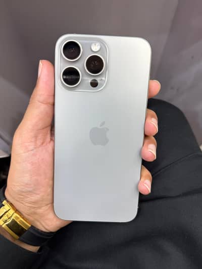 iphone 15 pro max factory unlocked