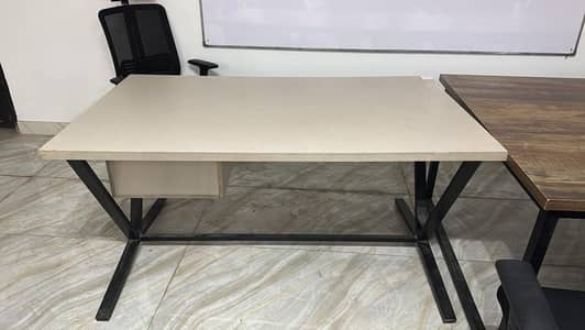 Office table - executive table - workstations - computer table