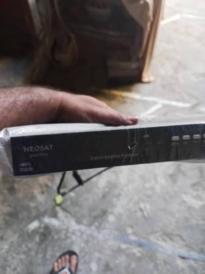 neosat dish receiver