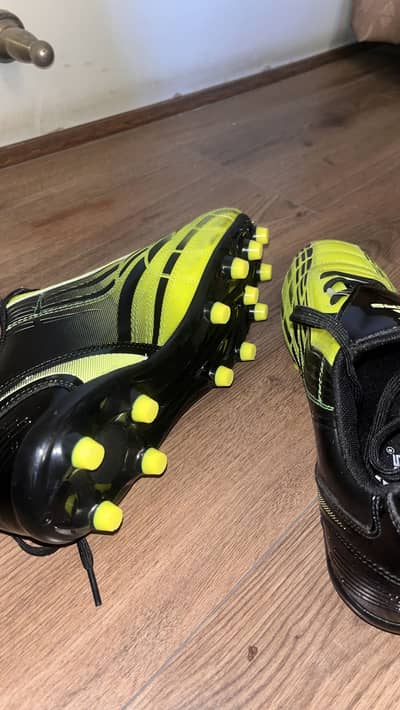 GEERS® by DREAMSEEK Original Football Cleats - USA Imported