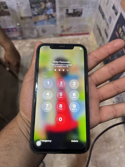 iPhone 11 all ok water pack hai