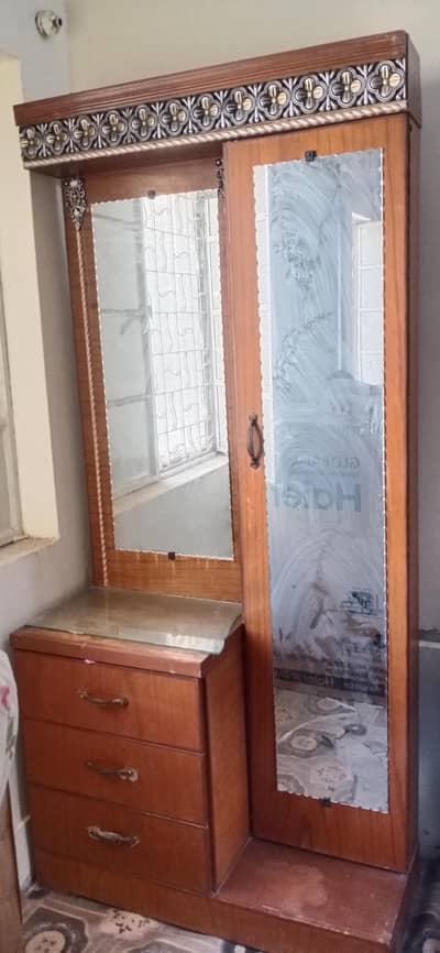 dressing table divider double door almari handbag