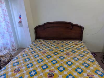 sheesham king size bed with side table or mattress