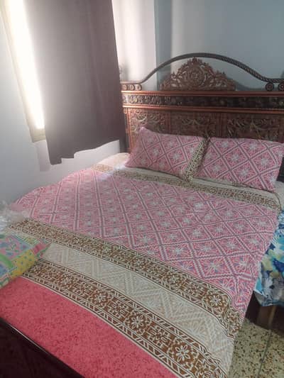 5x6 Queen Size Bed for Sale – Solid & Elegant Design