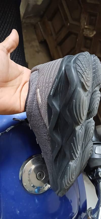 Hush puppies original shoes very soft #  8.5 made in Cambodia