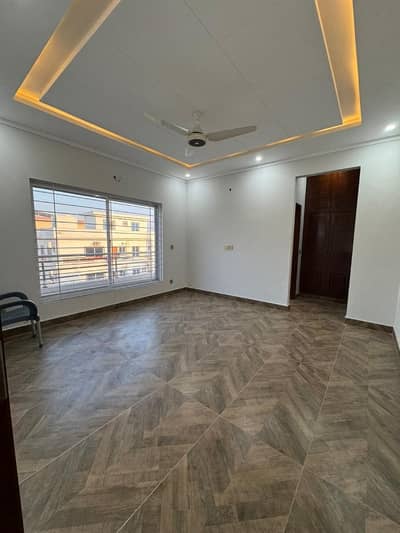 10 Marla Upper Portion For Rent
