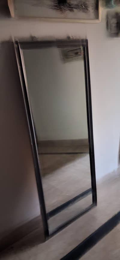 hanging mirror