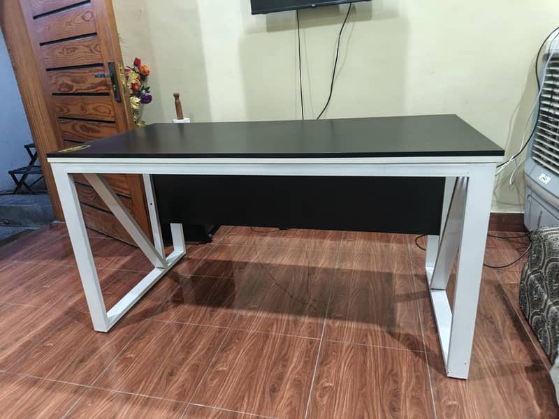 Modern Office / Computer Table – Solid & Spacious – Like New 3