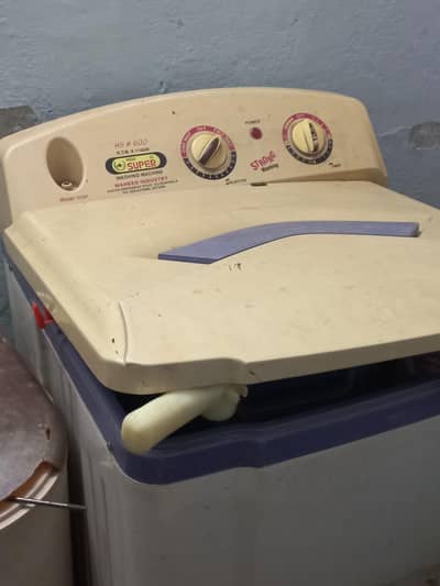 Washing Machine and spinner.