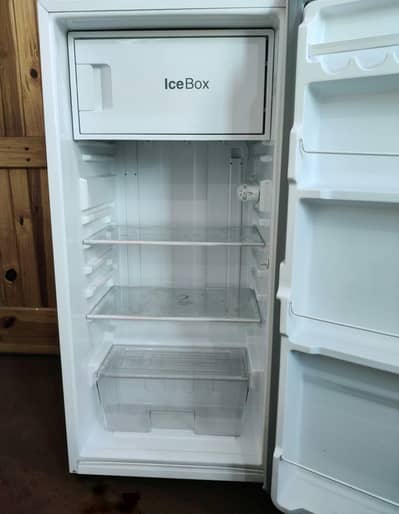 Dawlance White 9106 SD R Single Door Refrigerator (Warranty available)