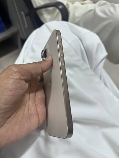 Iphone 16 pro max Jv