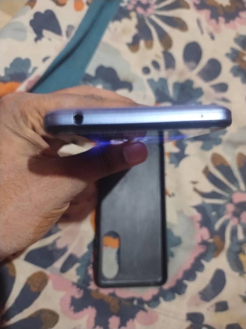 SHARP AQUAS 5G BASIC 3