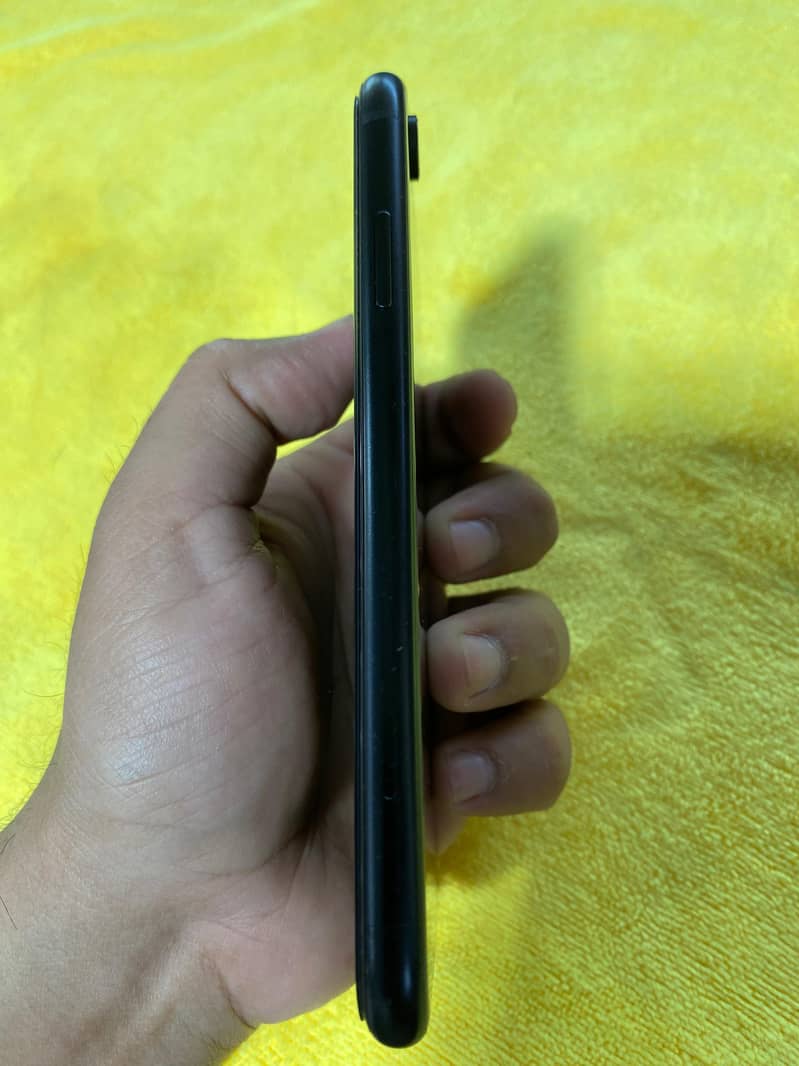Iphone xr 4
