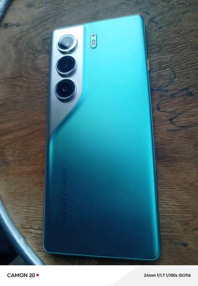 tacno camon 40pro