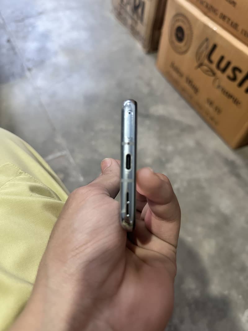 ONE PLUS 8T 1