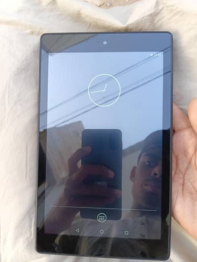 HELLO I AM SELLENG MY AMAZON TAB