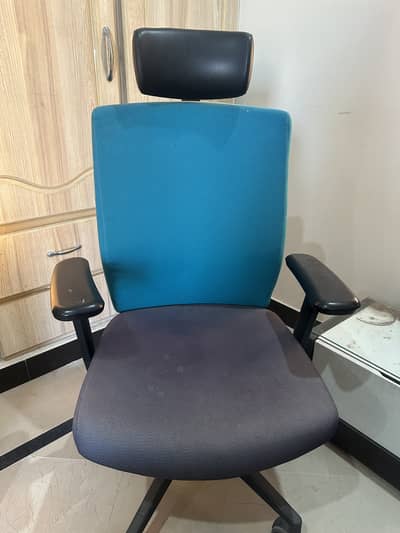 Swing and rotate chair