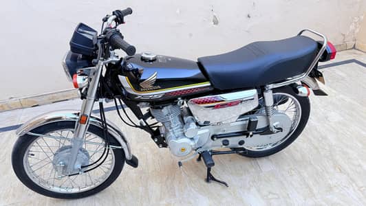 Honda 125 Special Edition