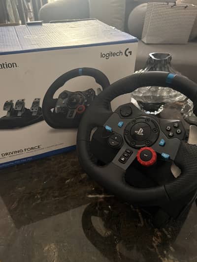 Logitech g29 steering wheel PS4/PS5/PC with foot paddles