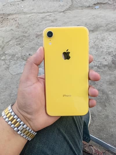 I PHONE XR 64GB