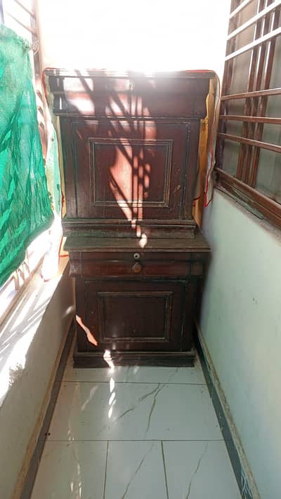 showcase, bed side tables  wooden