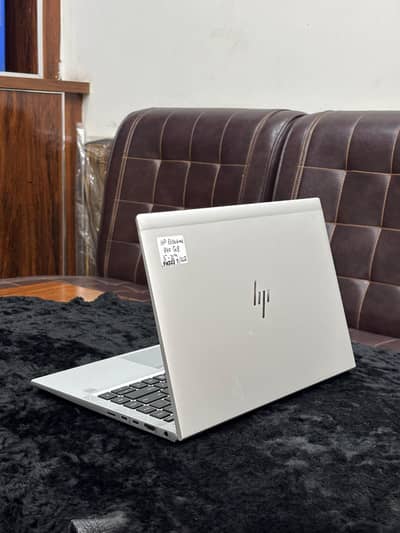 Hp elitebook 840 g8 core i5 11th gen 8/256