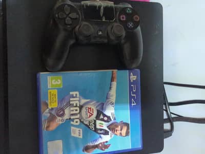 PlayStation ps4 slim