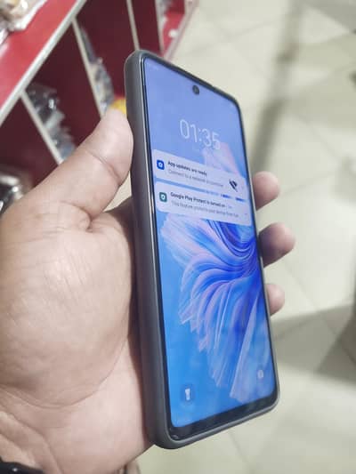 Tecno Comon 19 Neo 6+6 128 gb box charger condition bhi achi hai