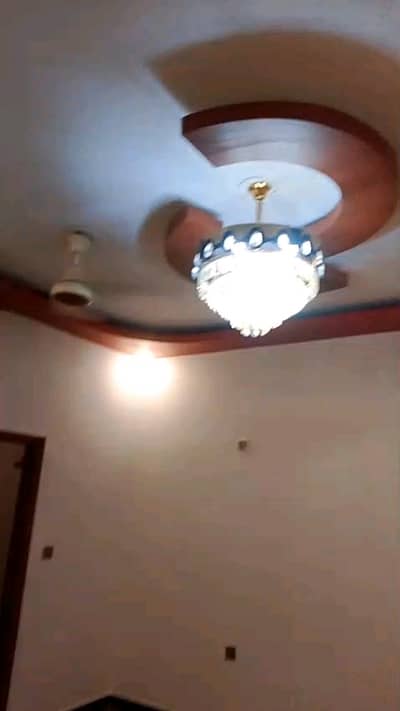 Leased 200yrds 2nd Floor Portion For Sale In Gulshan Block 2