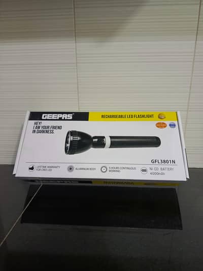 GEEPAS RECHARGEABLE ORIGINAL TORCH