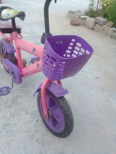 Girls  cycle for sale!