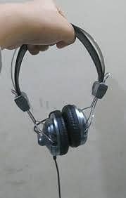 solic SLR headphones