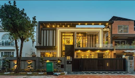 ONE KANAL MOST LUXURIOUS HOUSE FOR SALE AT MOST PRIME LOCATION OF BAHRIA TOWN