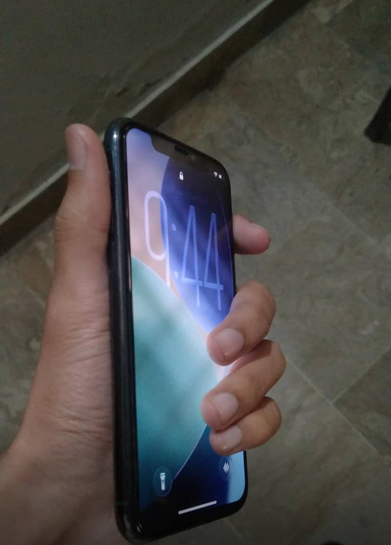 iphone 11 pro 0