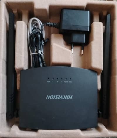 Hikvision N300 Wireless Router Wi-Fi 4.