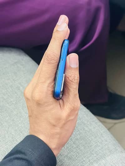 Vivo Y21  64GB/4GB  Mobile + Original Charger,  Very Cheap Price