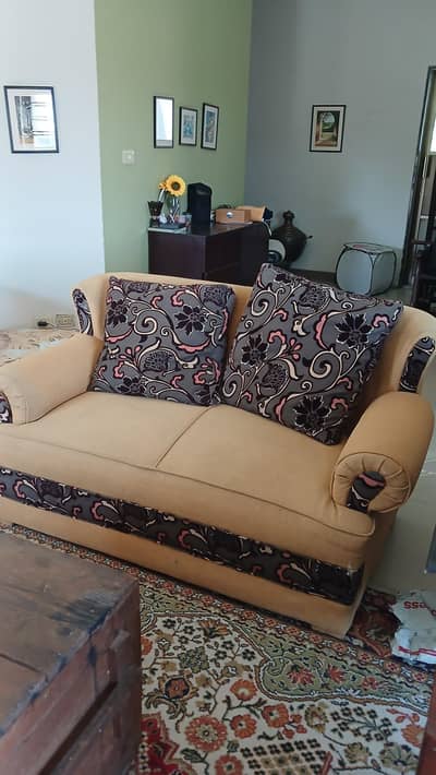Big sofa set for sale.