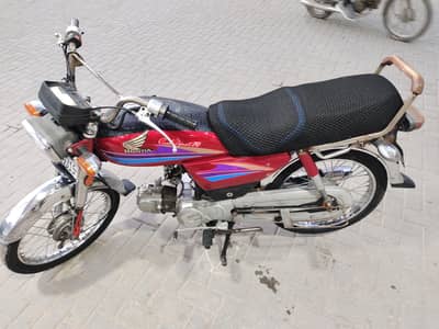 Honda cd70 model 2006