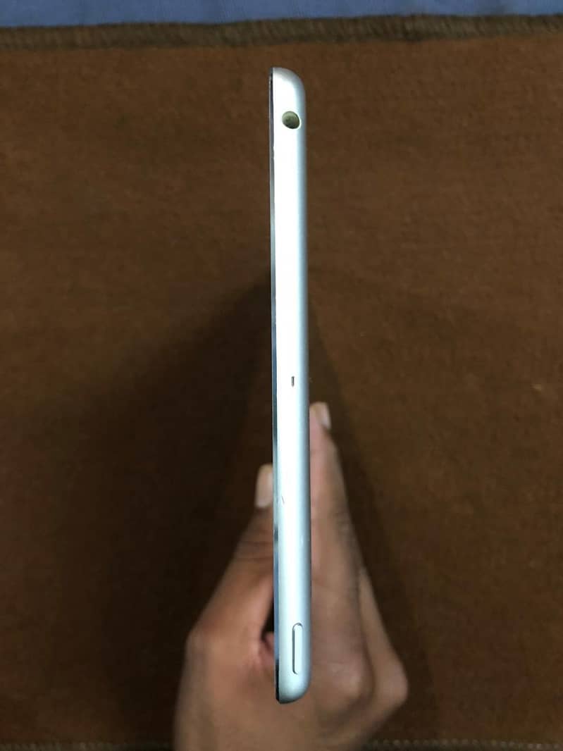 IPad mini 2 1