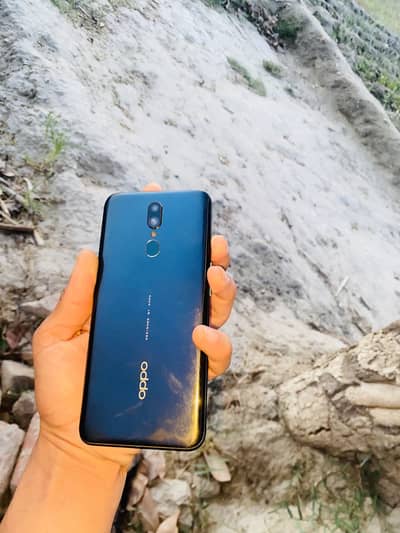 Oppo F11 (6GB RAM / 128GB Storage) – Excellent Condition