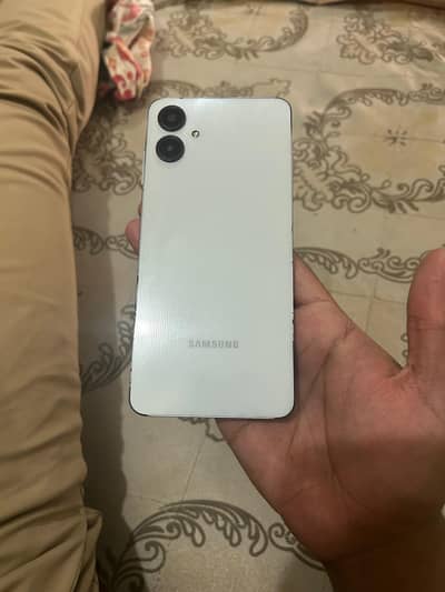 Samsung A06