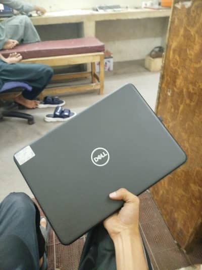 DELL LATITUDE 3310 I5 8th gen