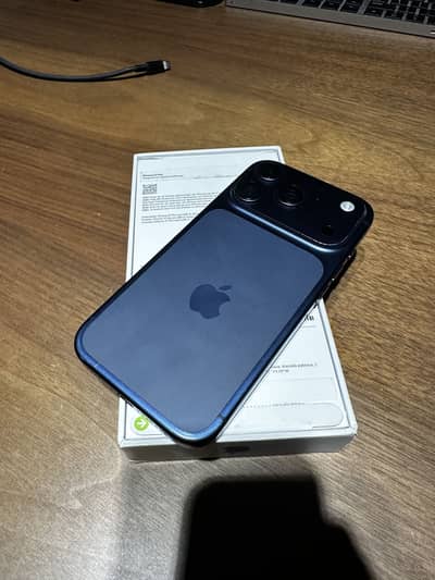 iPhone 17pro 1TB PTA