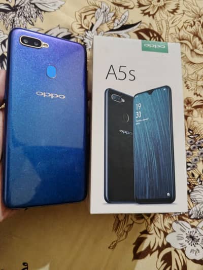 oppo A5s mobile for sale with box