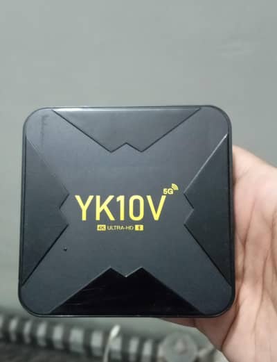 “Android TV Box YK10V 8GB RAM 128GB Storage – Smart TV Box”