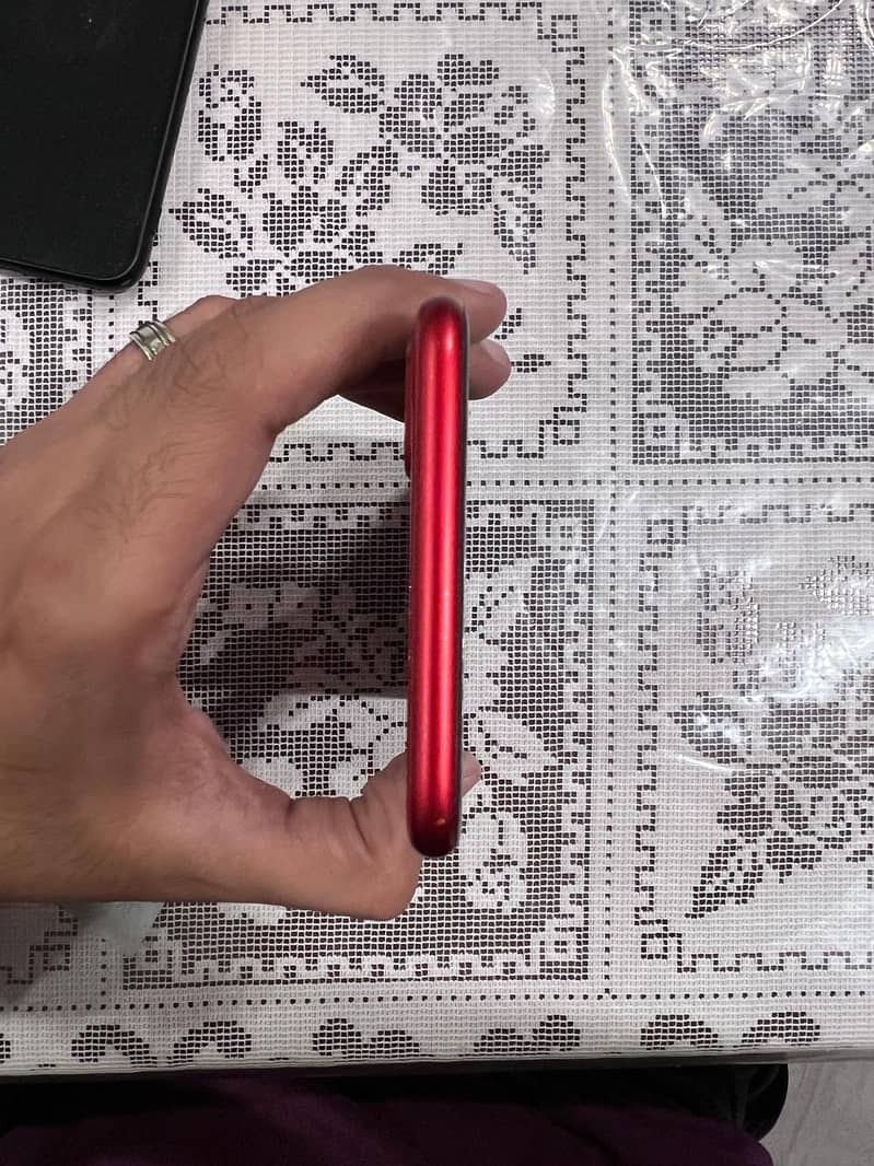 Apple iPhone 8 Plus 3