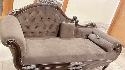 Luxury wood quality dewan