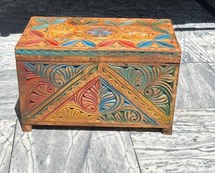 painted box 0