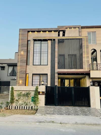 5 Marla Brand New Modern House Available For Sale In New Lahore City Phase 2.