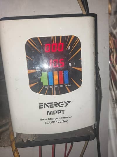 solar MPPT 60 Am charger